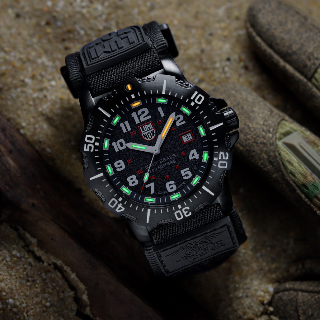 Luminox Navy SEAL 4230 Military Dive Watch #XS.4231.SET