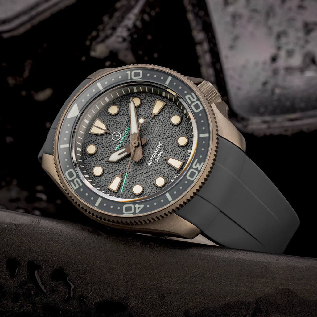 Islander Sands Point Titanium Diver with Grey Whale Tail Dial #ISL-259