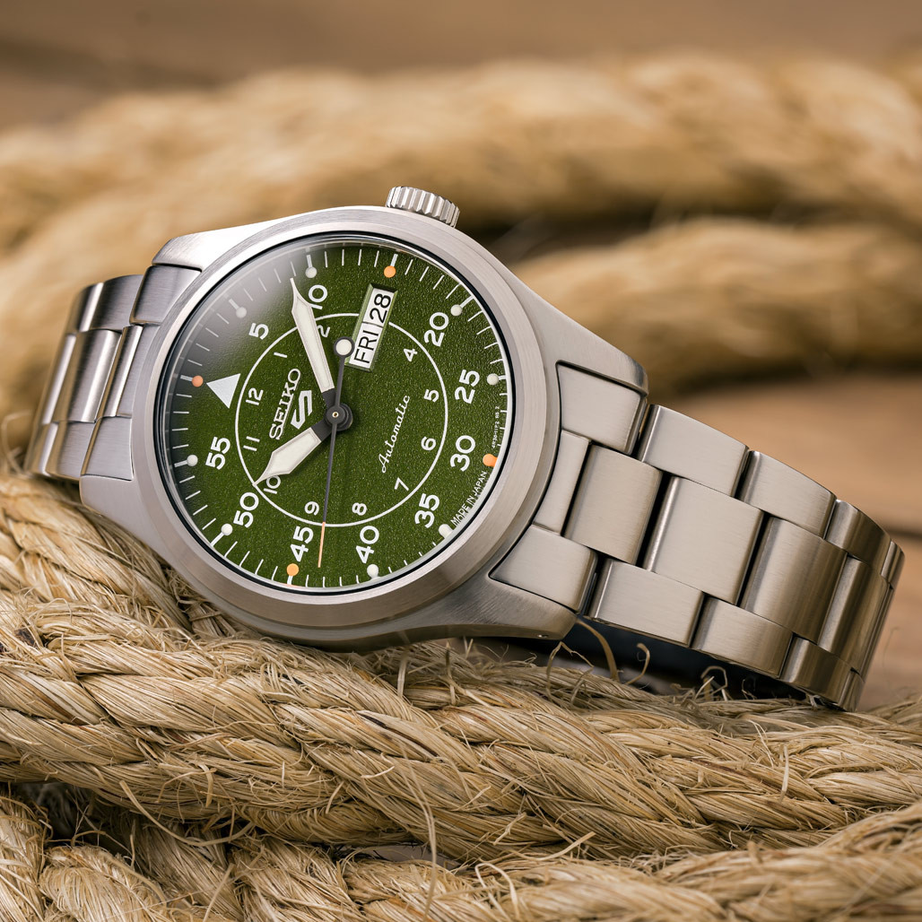 Islander 20mm Brushed Bracelet for Seiko 39.4mm SRPH29 Field Watch