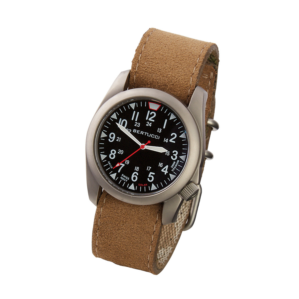 BERTUTTI　クォーツ腕時計　ミリタリー　稼働品 Bertucci A-4TS Super Yankee Solar with Black Dial and Leather