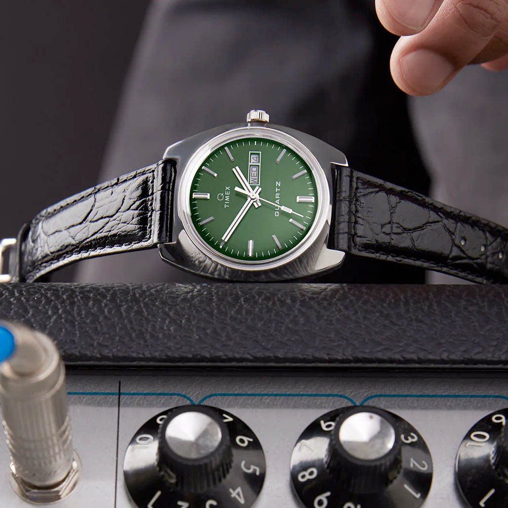 Timex Q Timex 1978 Day Date 37.5mm Leather Strap Watch Timex Q Timex 1978 Day Date 37.5mm Leather Strap Watch