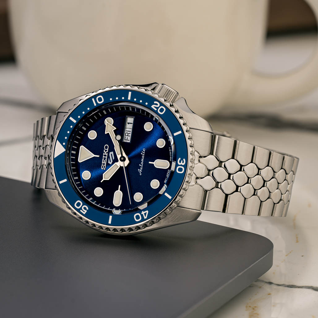 Islander 22mm Brushed and Polished Scales Bracelet for Seiko 5KX