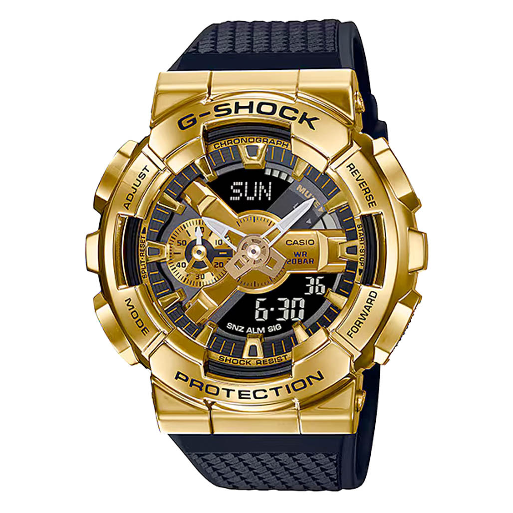 CASIO G-SHOCK GM-110G ゴールド Casio G-Shock GM-110 Series in Black and Gold #GM110G-1A9
