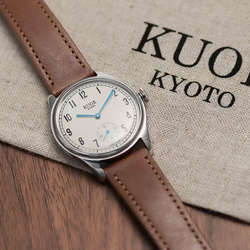 KUOE Old Smith 90-001 Quartz 35mm Dress Watch #OS90001-ABL-IT-BR-SA