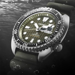 Seiko King Turtle with Green Grenade Dial #SRPE05
