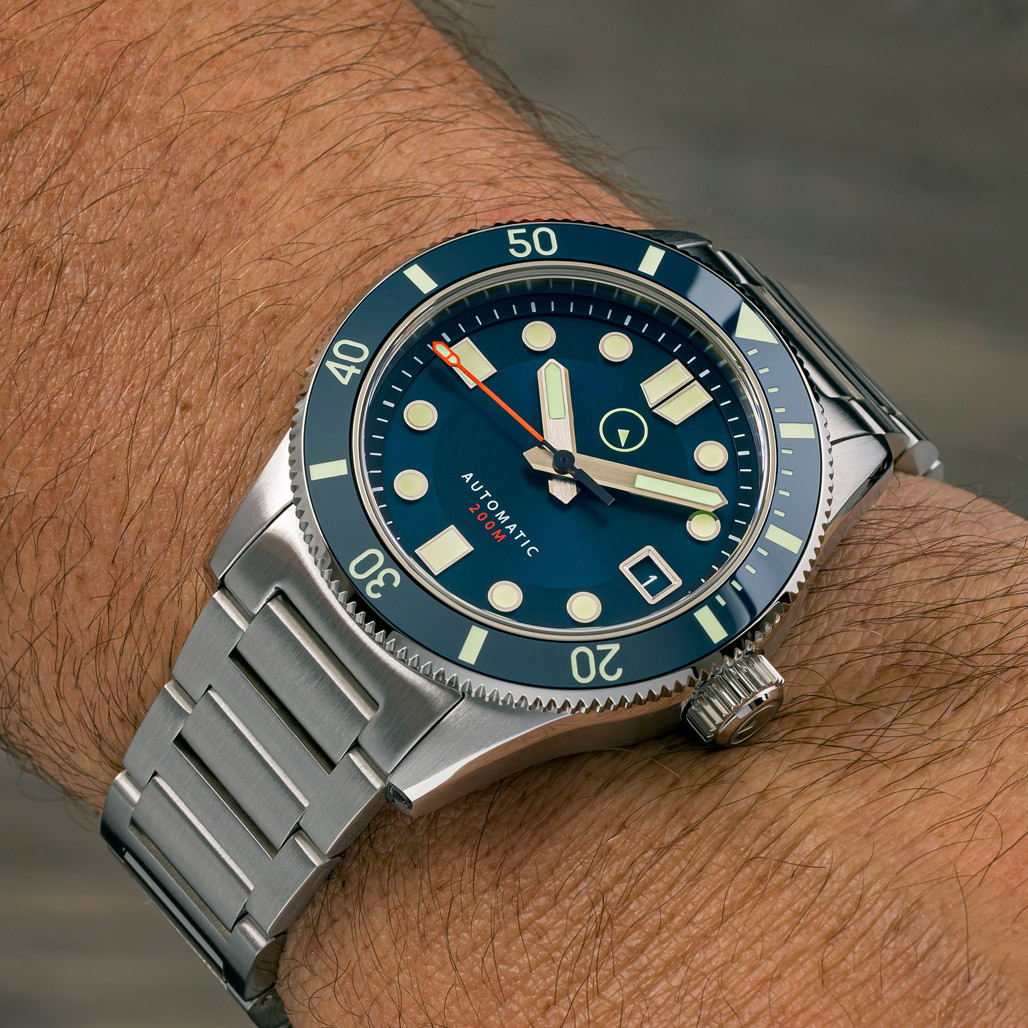 Islander Bayport 40mm Automatic Dive Watch with Blue Dial ISL120