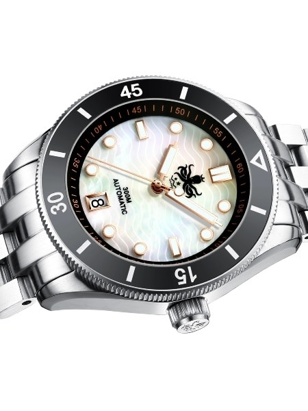 Phoibos 300 meter Wave Master Automatic Dive Watch with an Anti