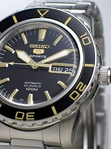 Seiko 41mm Sports 5, 23-Jewel Automatic Watch with Day and Date Window # SNZH57K1