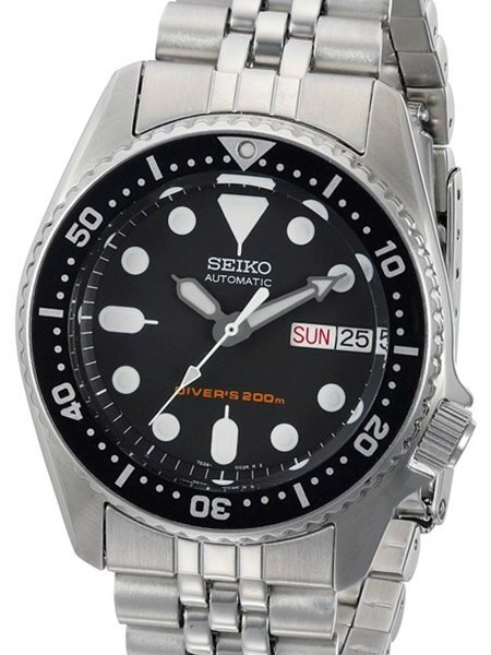 Seiko Black Automatic Dive Watch with Stainless Steel Bracelet