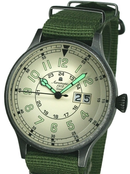 Aeromatic 1912 Retro Military Watch with Big Date and Aged Patina