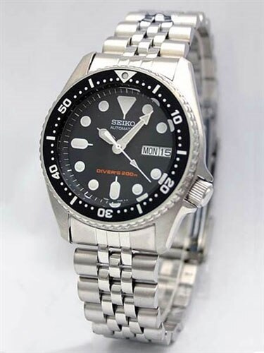 Seiko Black Automatic Dive Watch with Stainless Steel Bracelet
