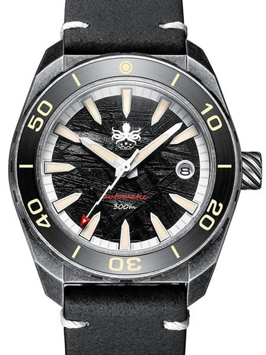 PHOIBOS PY028E 自動巻き時計 300m防水 Phoibos Black (meteorite dial) 300 meter Automatic Dive Watch with