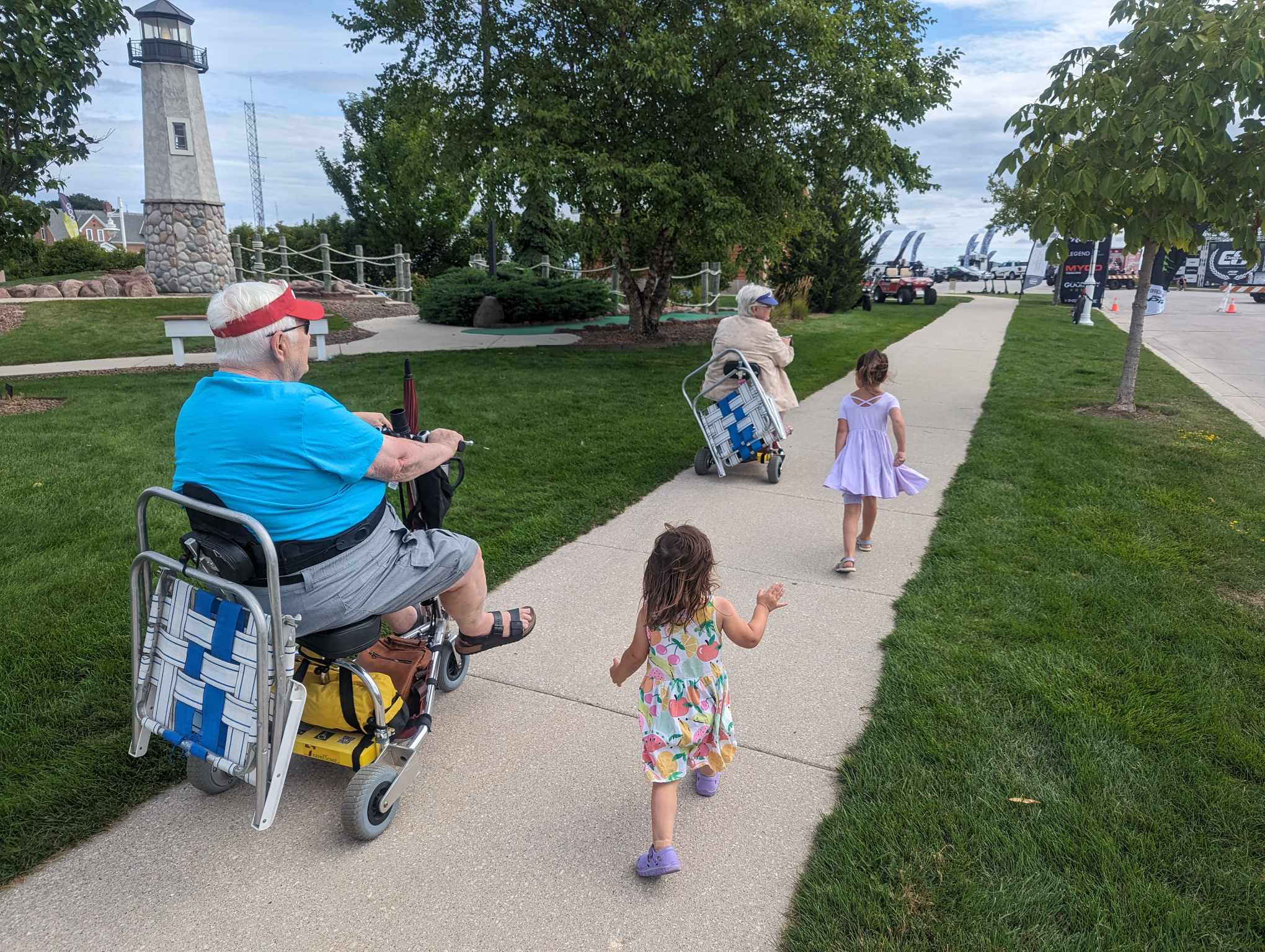 lawn-chairs.jpeg