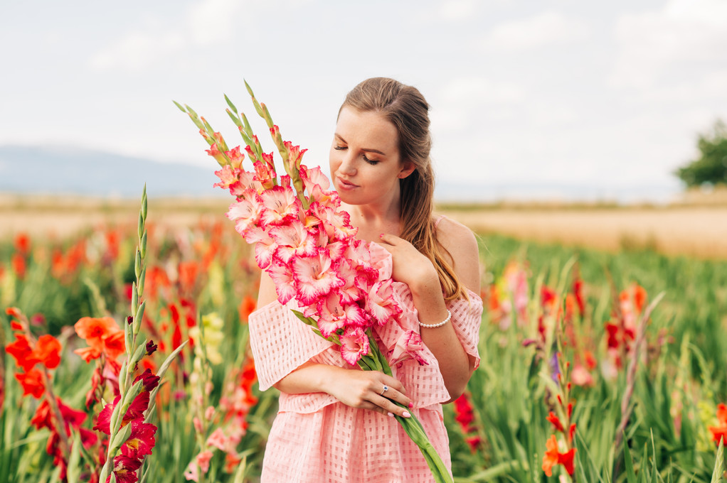 Growing Gladiolus: Care & Tips