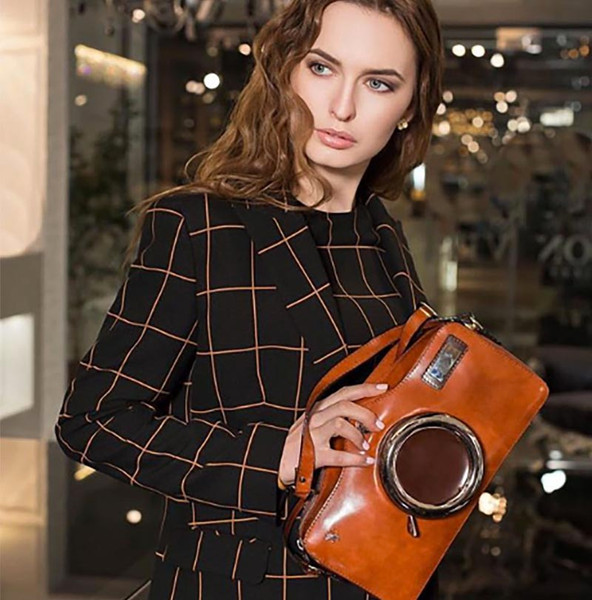 The Best Handbag Brands On The Australian Market 2024 - Vogue Australia