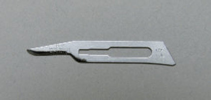 Aspen Surgical Bard Parker Stainless Steel Blades Size 15C 371716