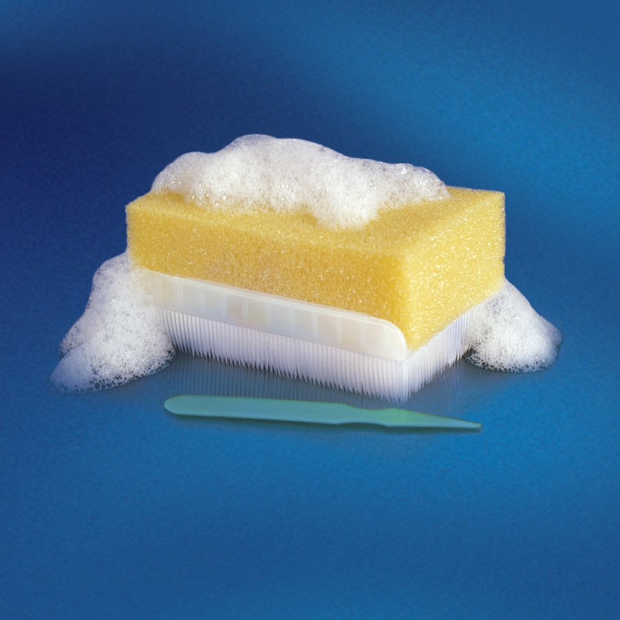 E-Z Scrub Preoperative Surgical Scrub Brush 4 percent CHG Case of 300 BD 371073