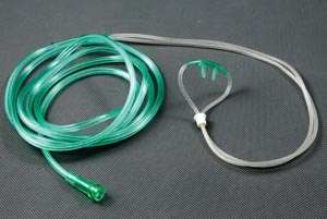 Amsino Amsure Nasal Oxygen Cannula and 7ft Kink Resistant Tubing AS75085 Case of 50