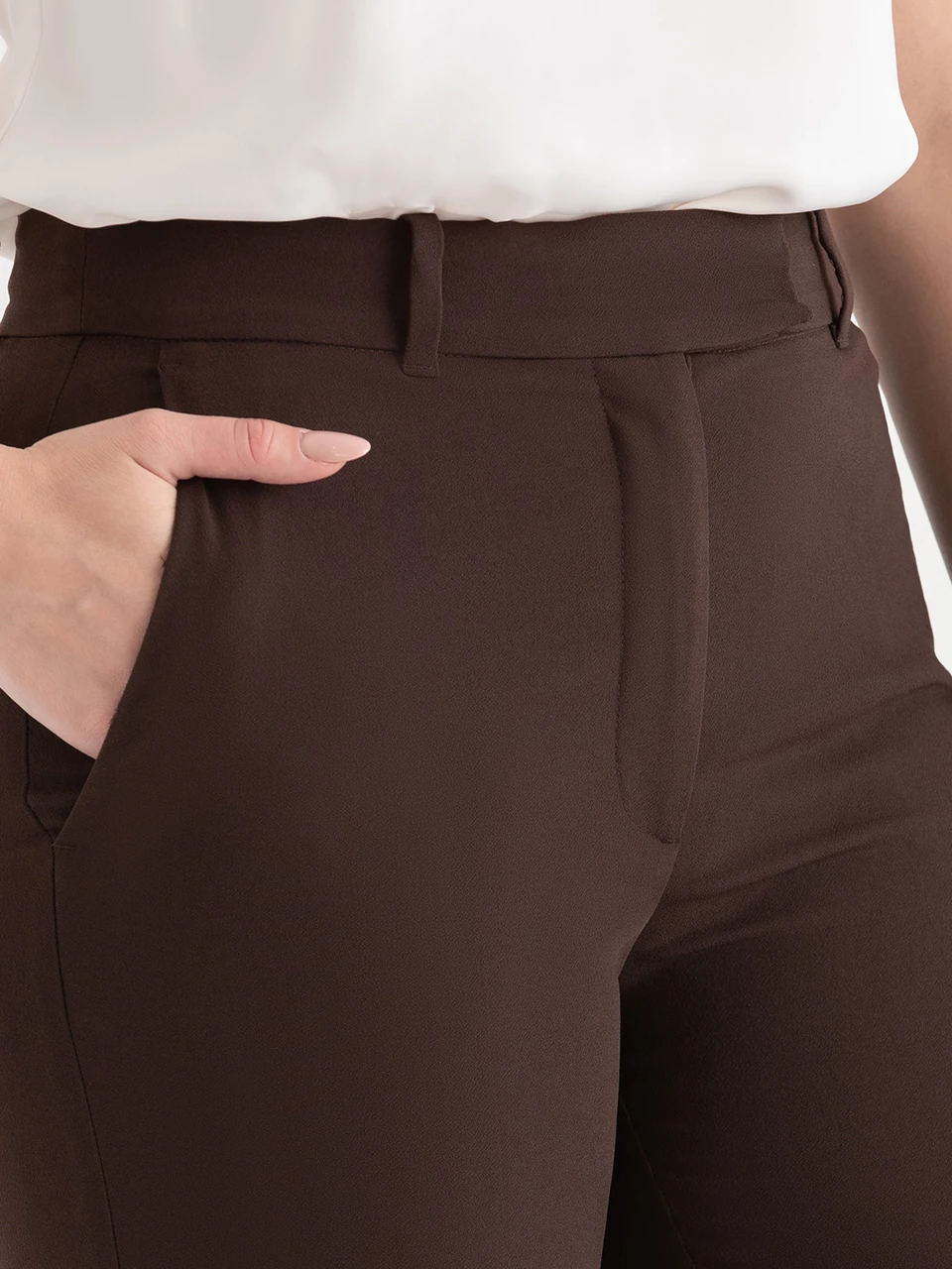 Bradley Bootcut Pant in Crepe