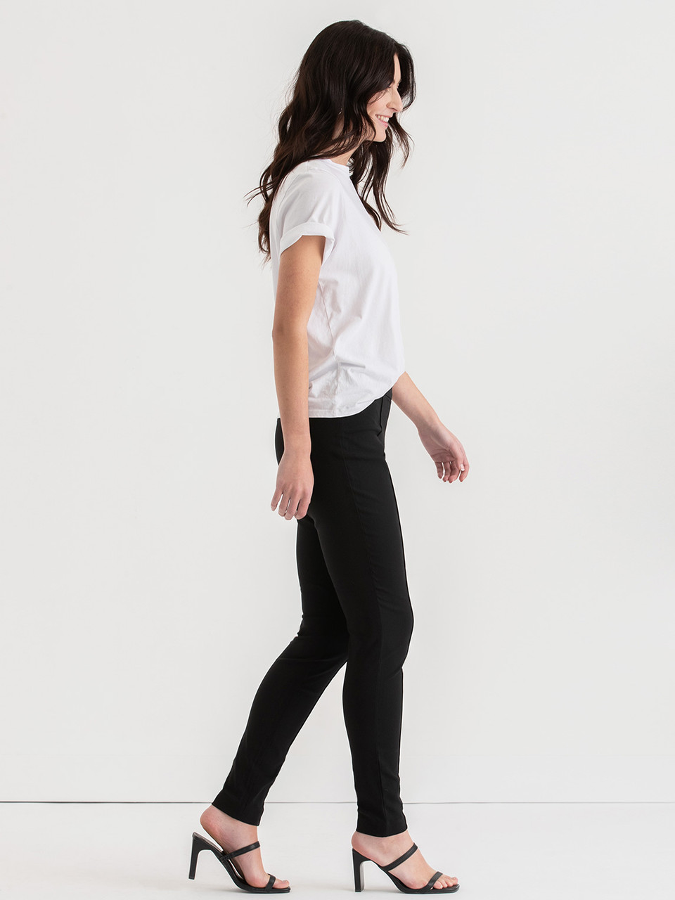 Alfie Pull-On Slim Pant in Microtwill