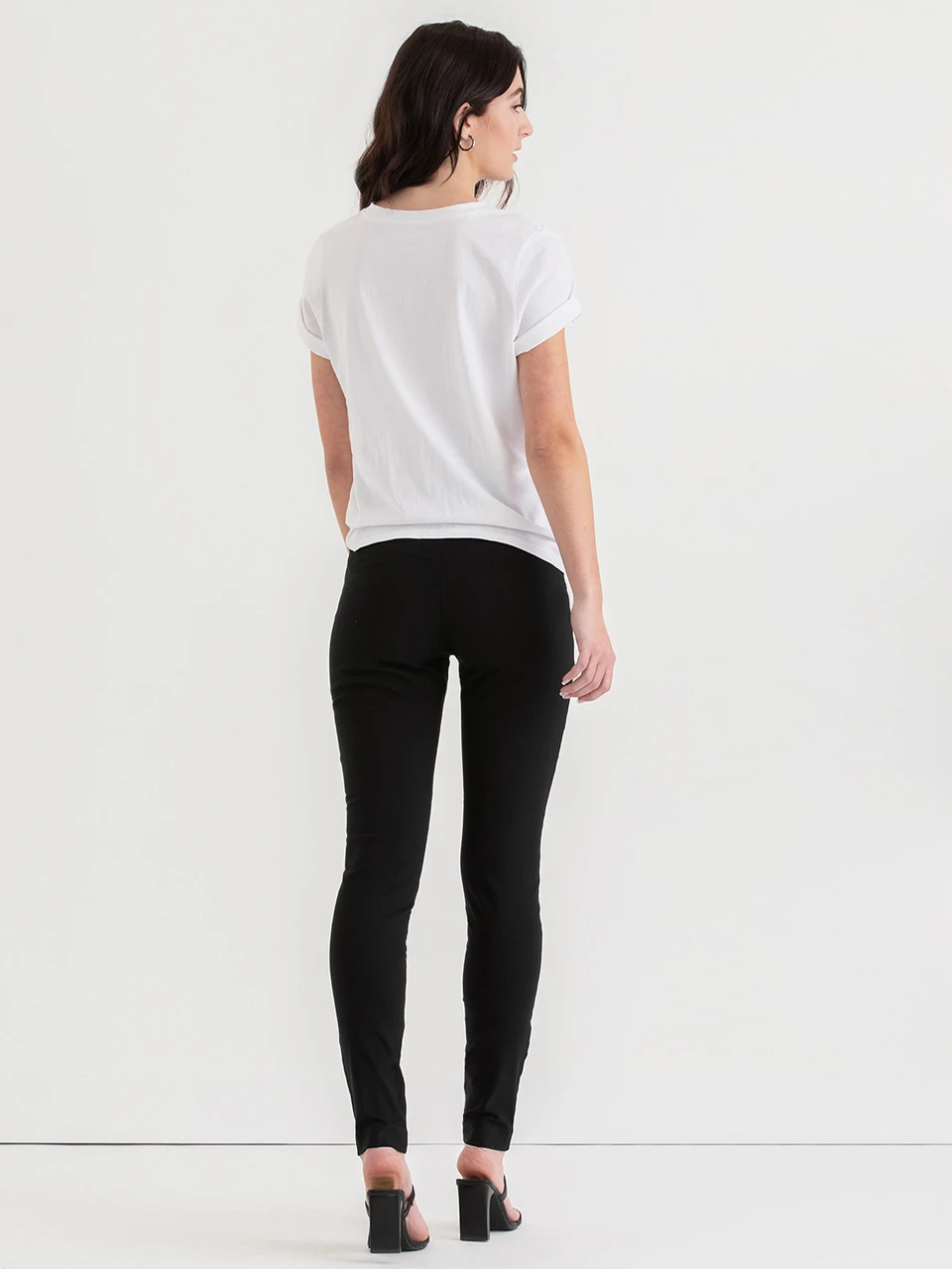 Alfie Pull-On Slim Pant in Microtwill