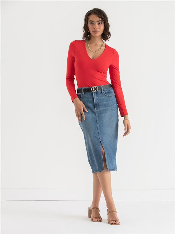 Long Sleeve V-Neck Bodysuit in Mars Red