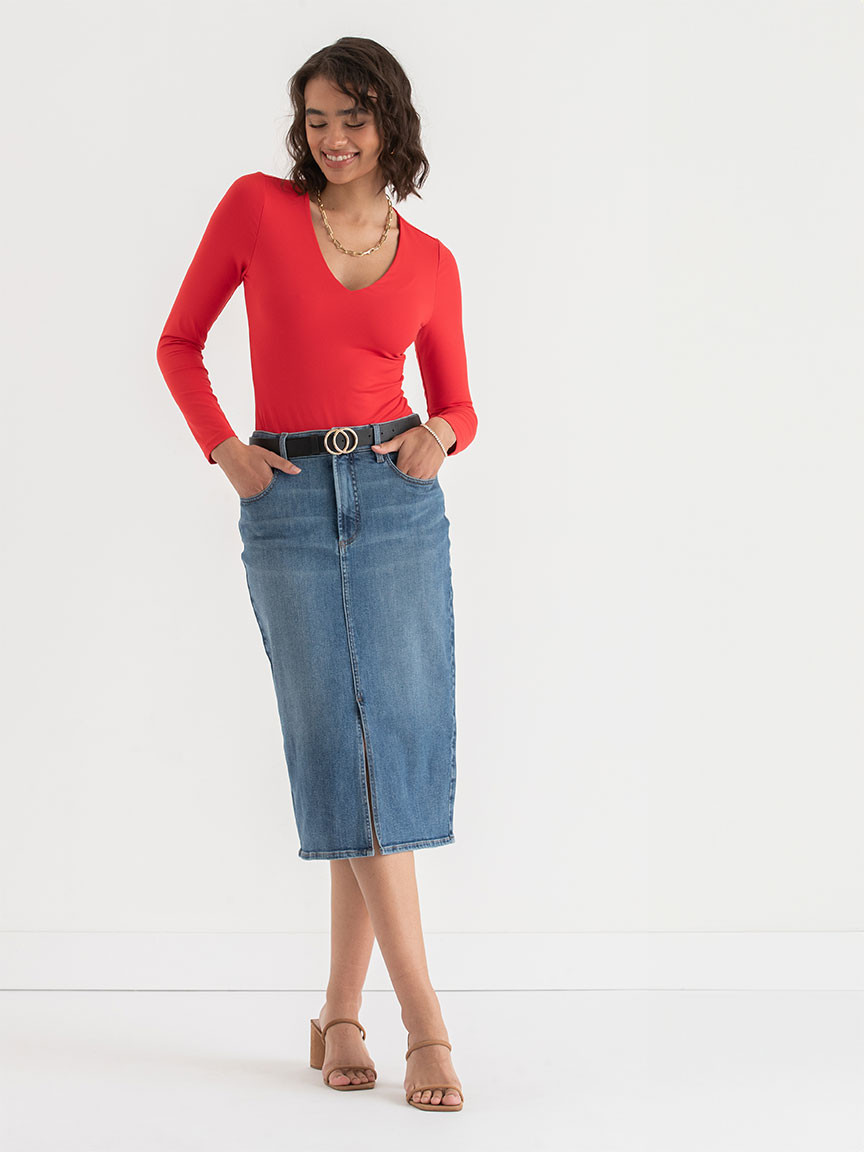 Long Sleeve V-Neck Bodysuit in Mars Red