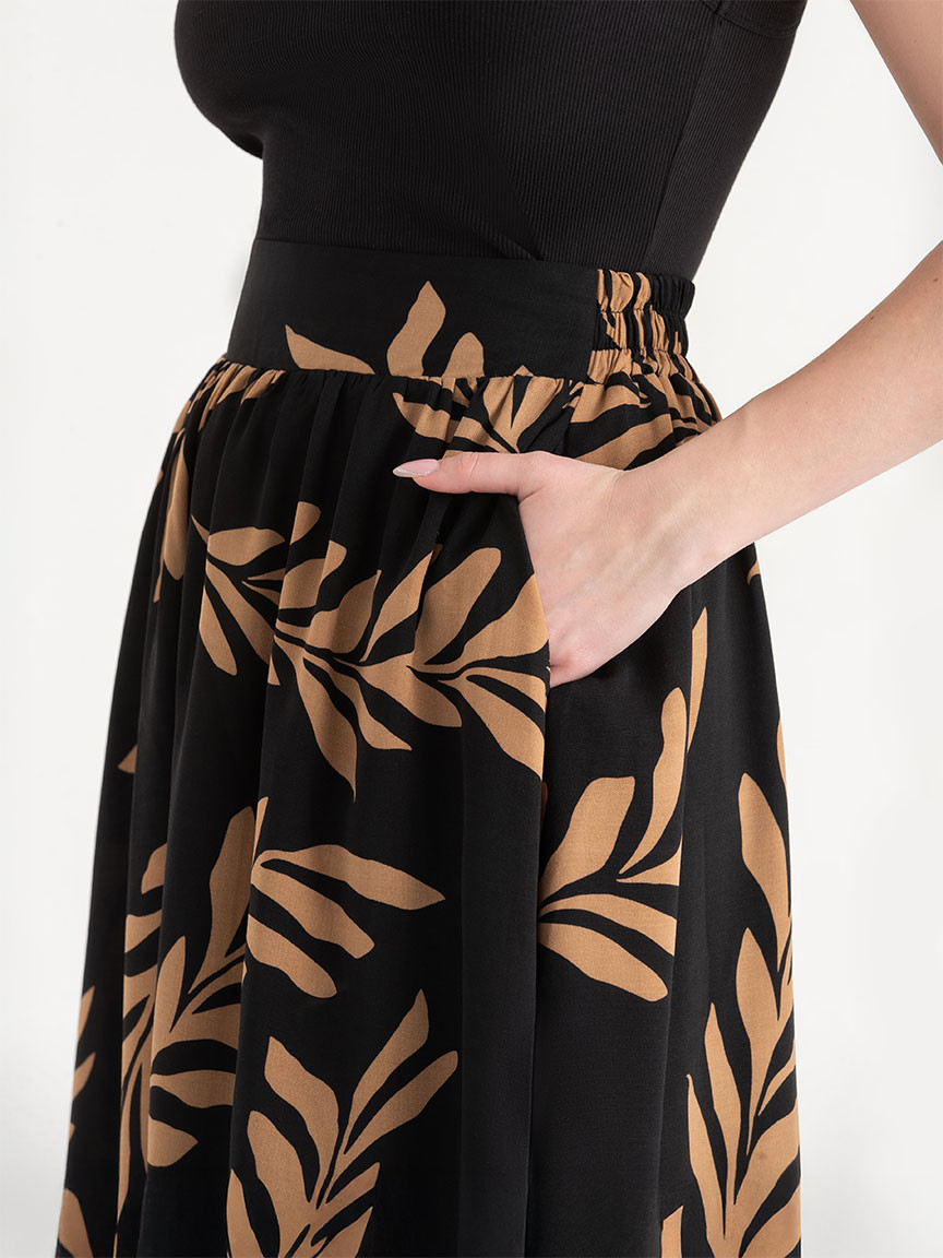 Airflow Midi Skirt