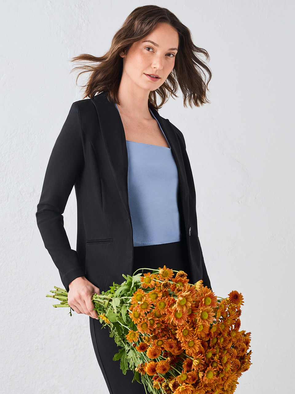 Oxford Classic Suit Blazer in Luxe Ponte in Black