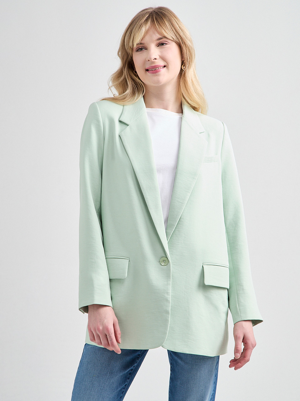 Relaxed Blazer in Pistachio