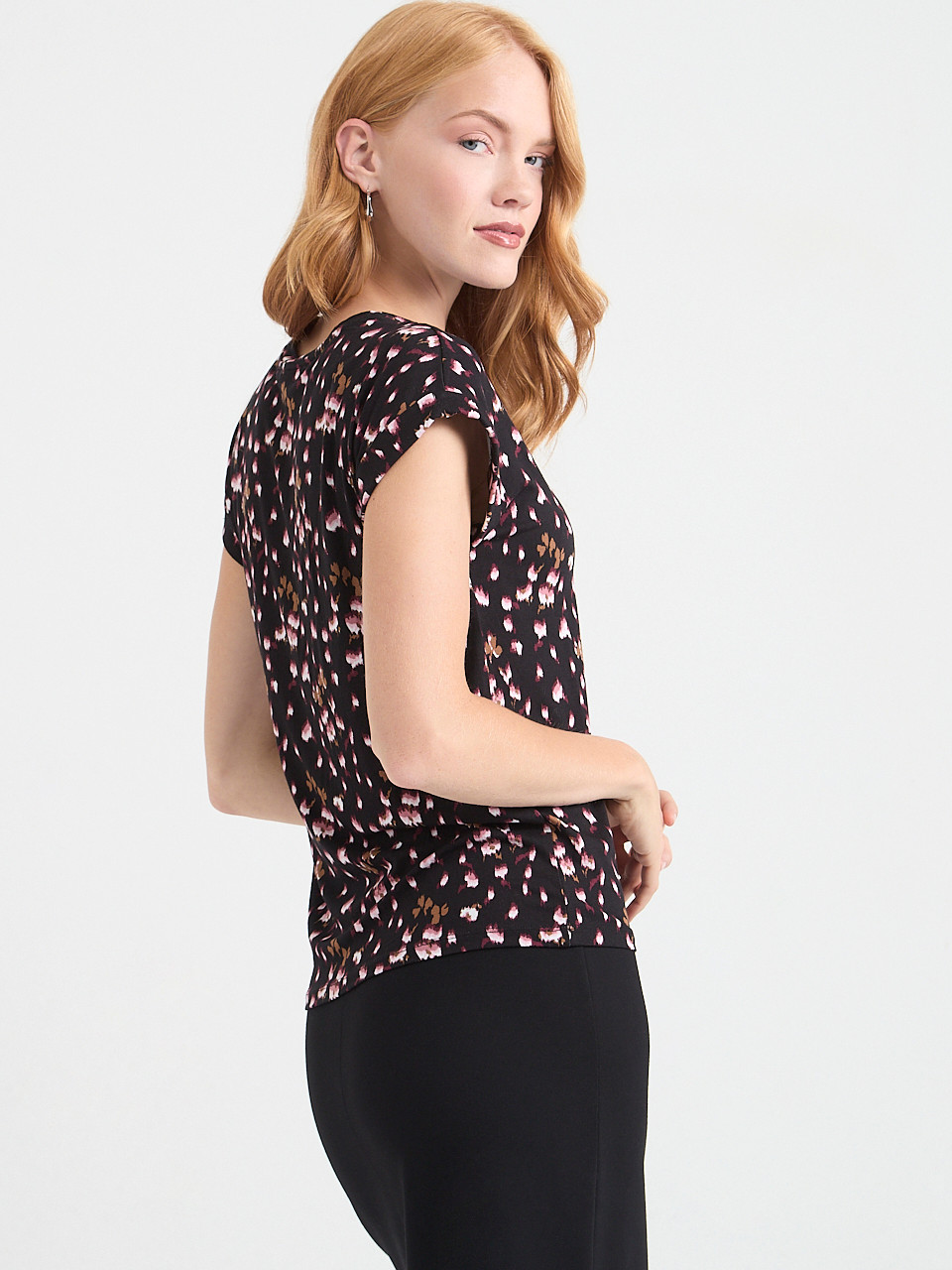 Cuffed Extend Sleeve Top