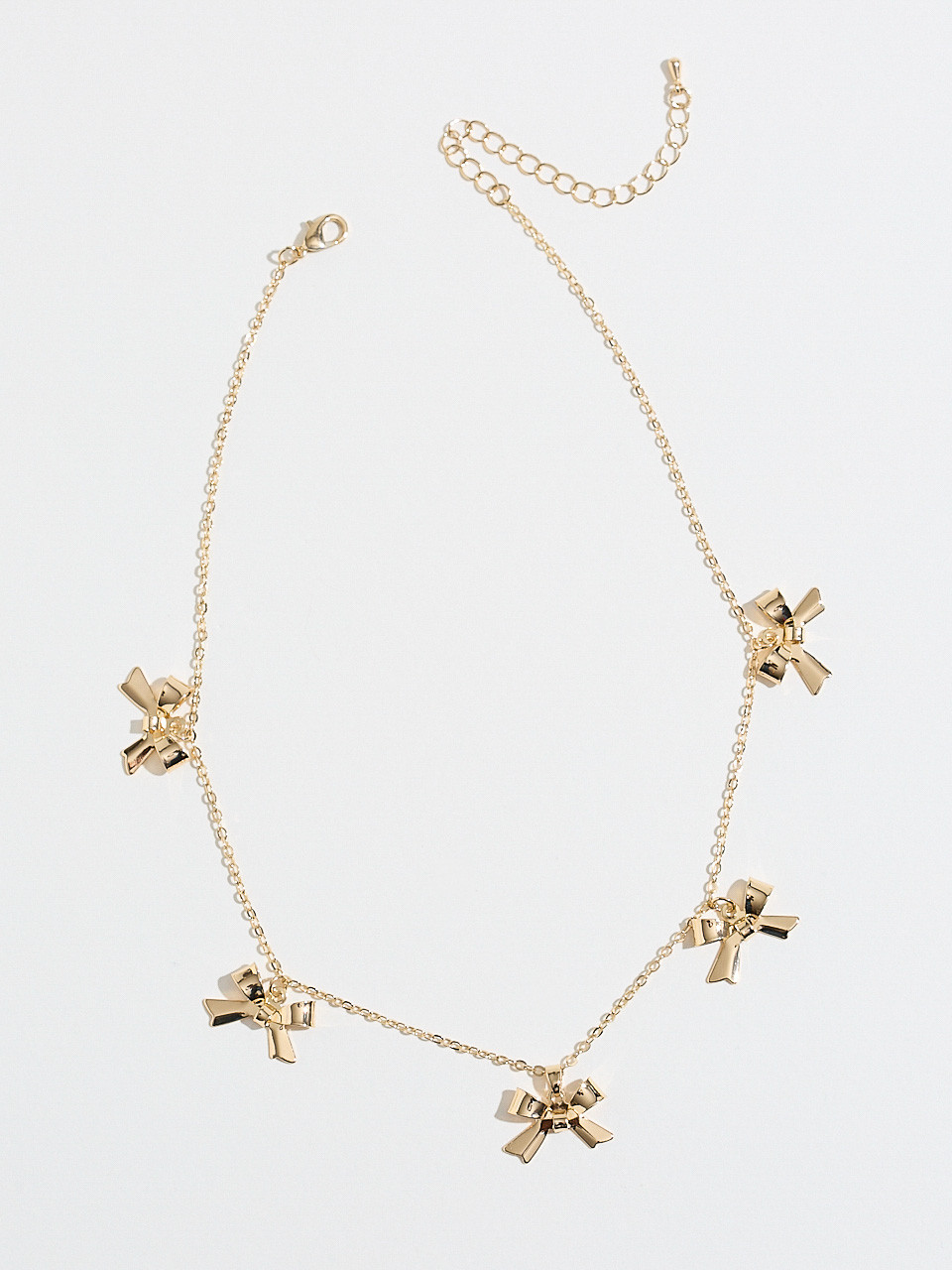 Delicate Bow Short Link Necklace