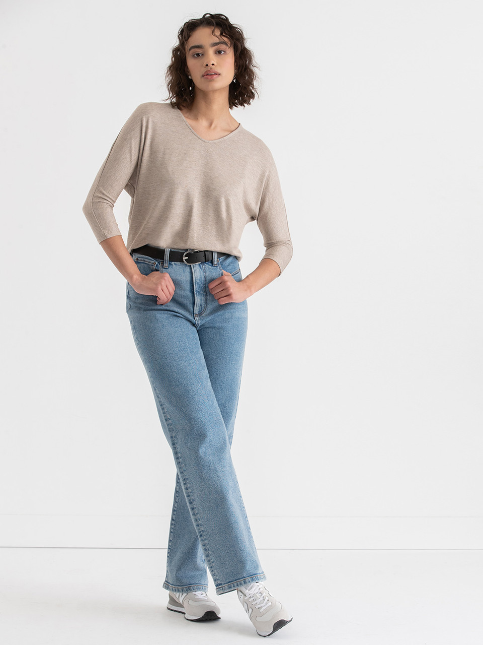 Easy V-Neck Hacci Knit Top in Brown
