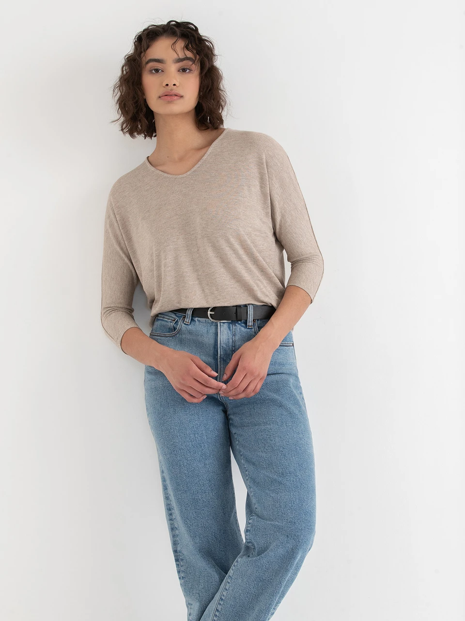 Easy V-Neck Hacci Knit Top in Brown