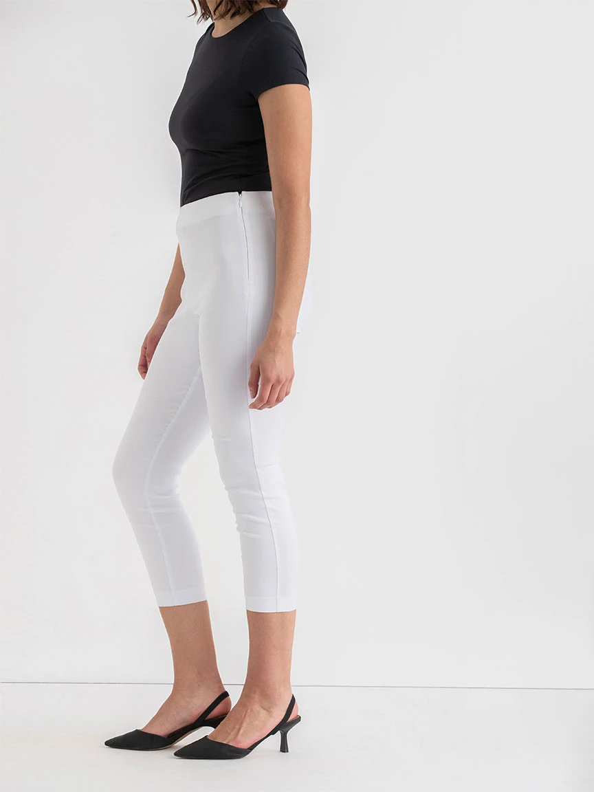 Audrey Skinny Crop Pant in Microtwill in White