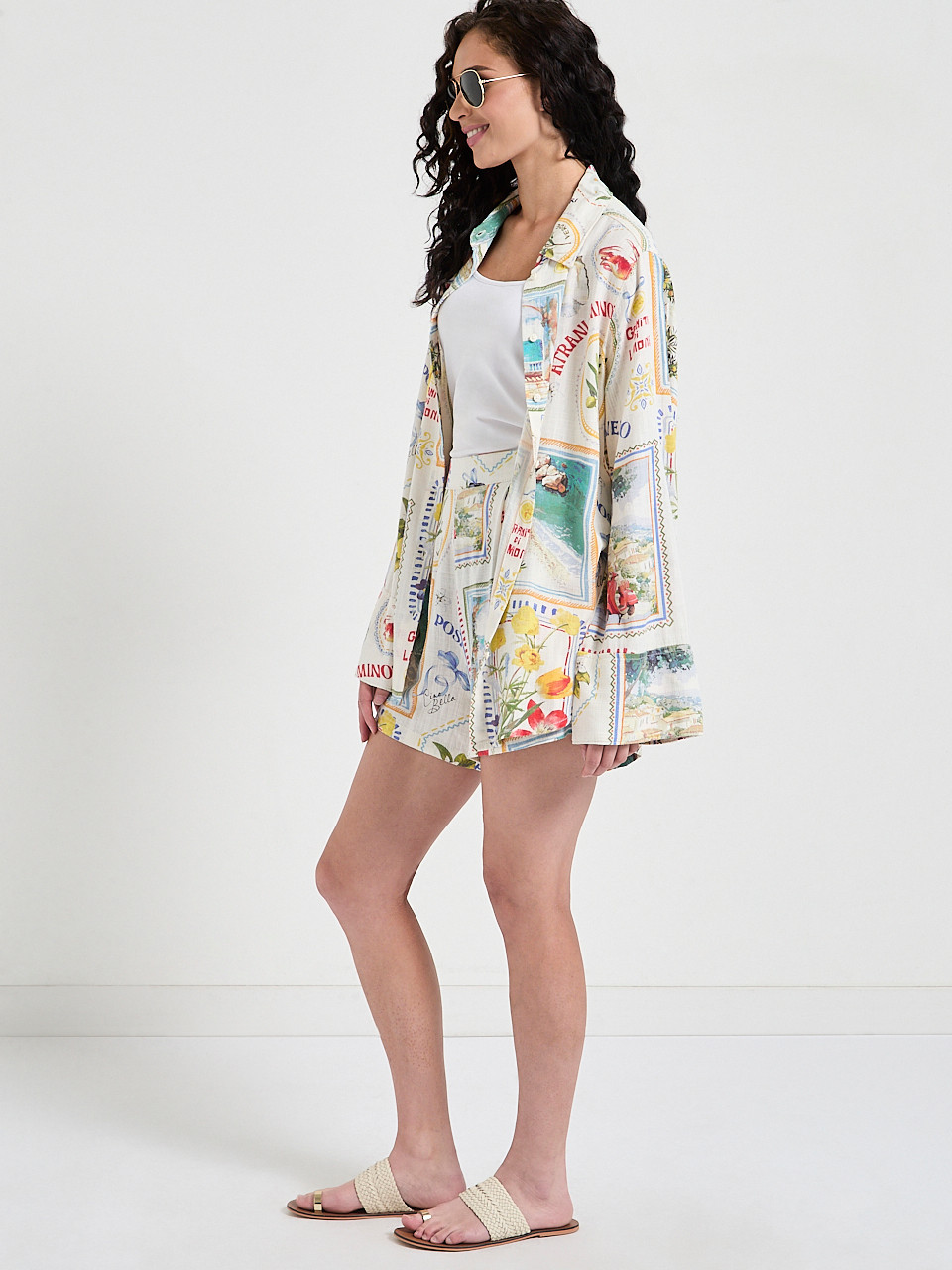 Long Sleeve Linen Shirt in Postcard Print