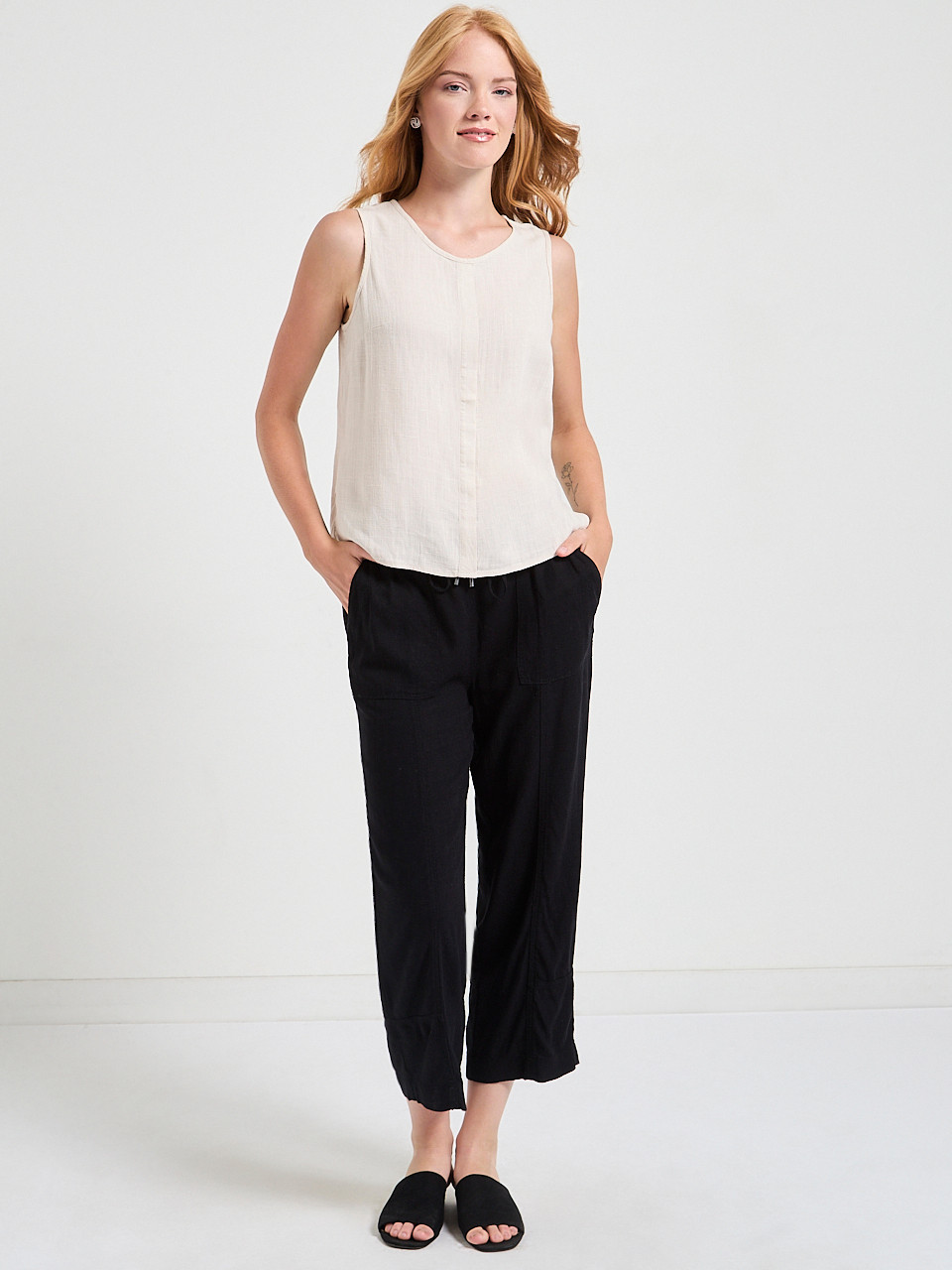 Sleeveless Linen Blend Blouse Island Print