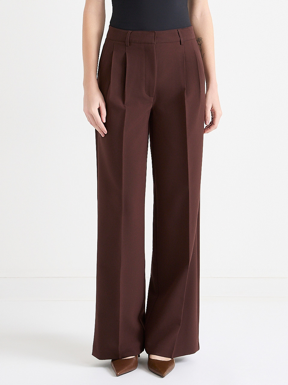 Super High Rise Pleated Wide Leg Pant