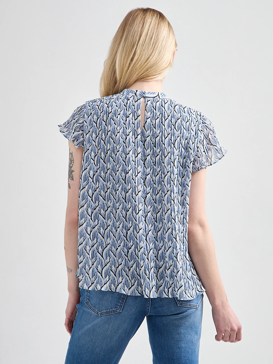 Flutter Sleeve Pleated Blouse