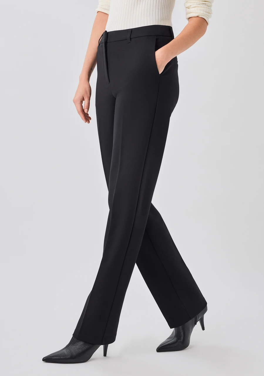 Mid Rise Ponte Straight Pant in Black