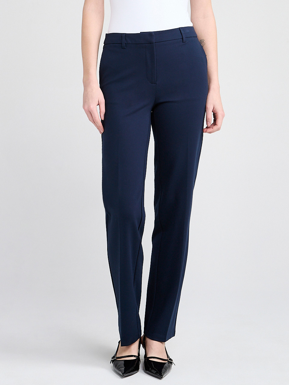 Mid Rise Ponte Straight Pant in Navy