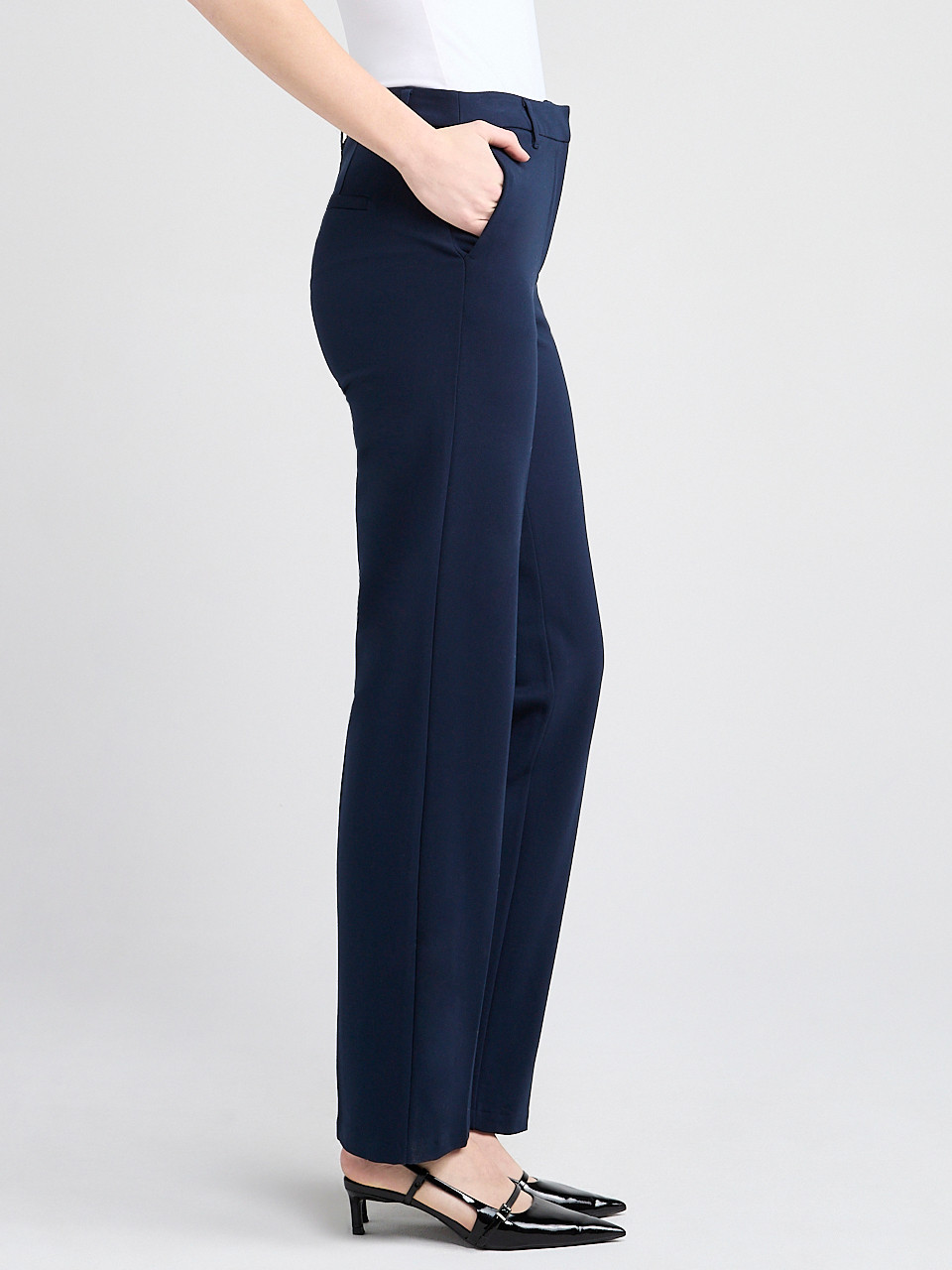 Mid Rise Ponte Straight Pant in Navy