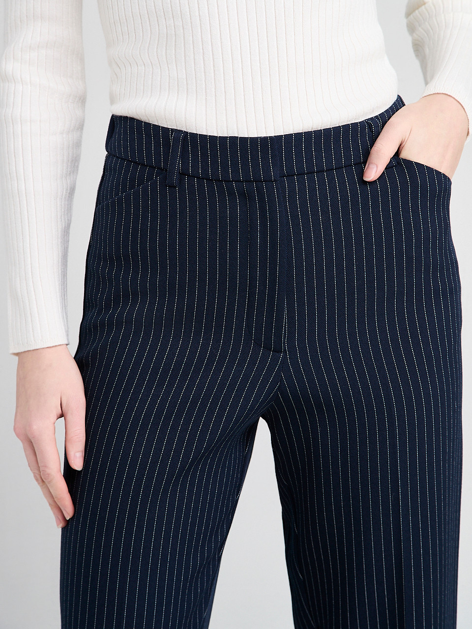 Tailored Relaxed Fit Straight Pant in Pinstripe