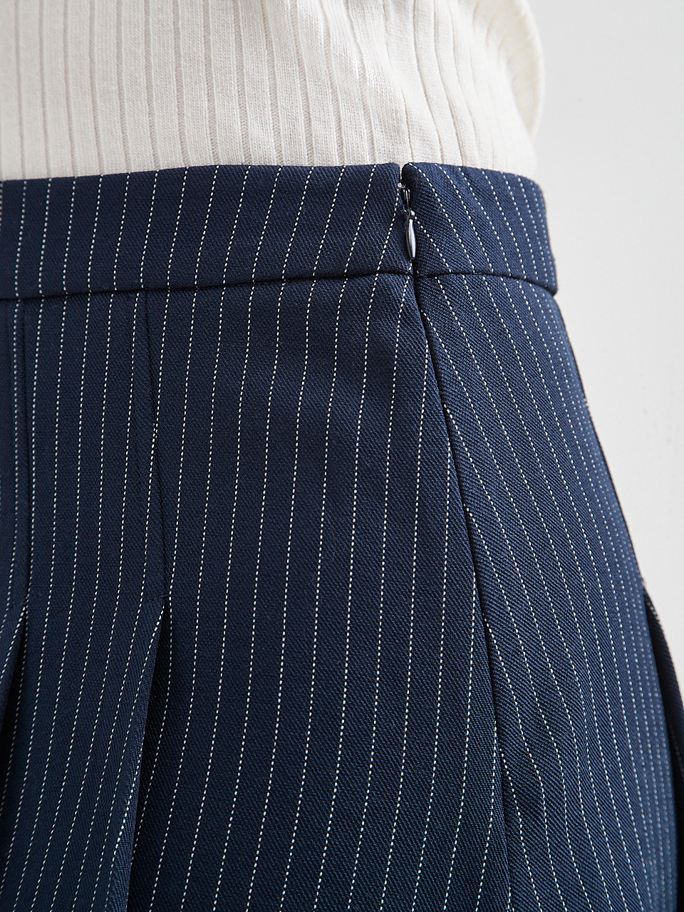 Pleated Tailored Skirt