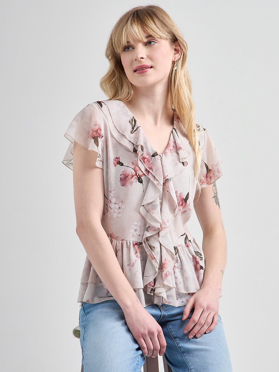 Short Flutter Sleeve Blouse in Boho Floral
