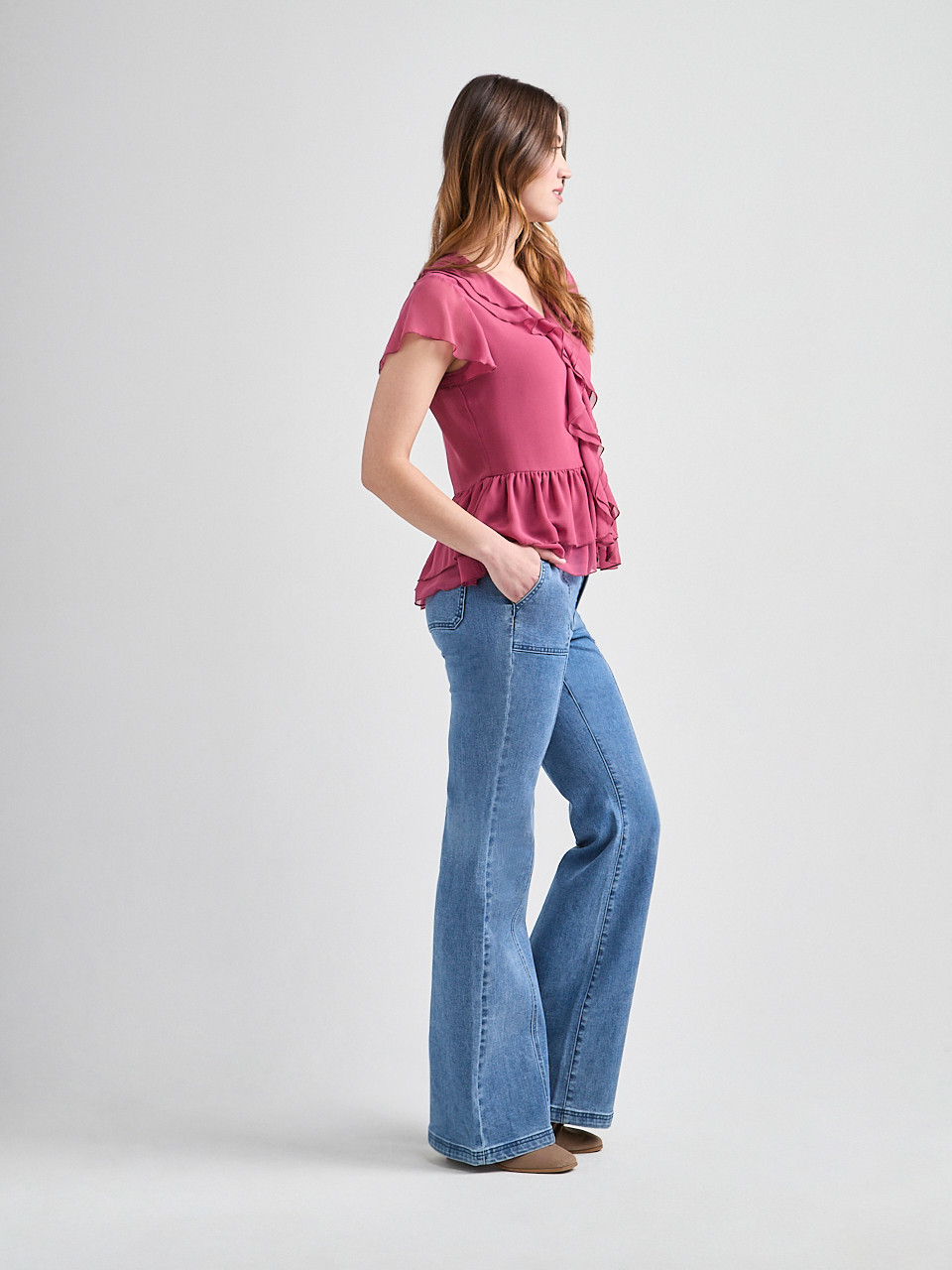 Short Flutter Sleeve Blouse in Mulberry