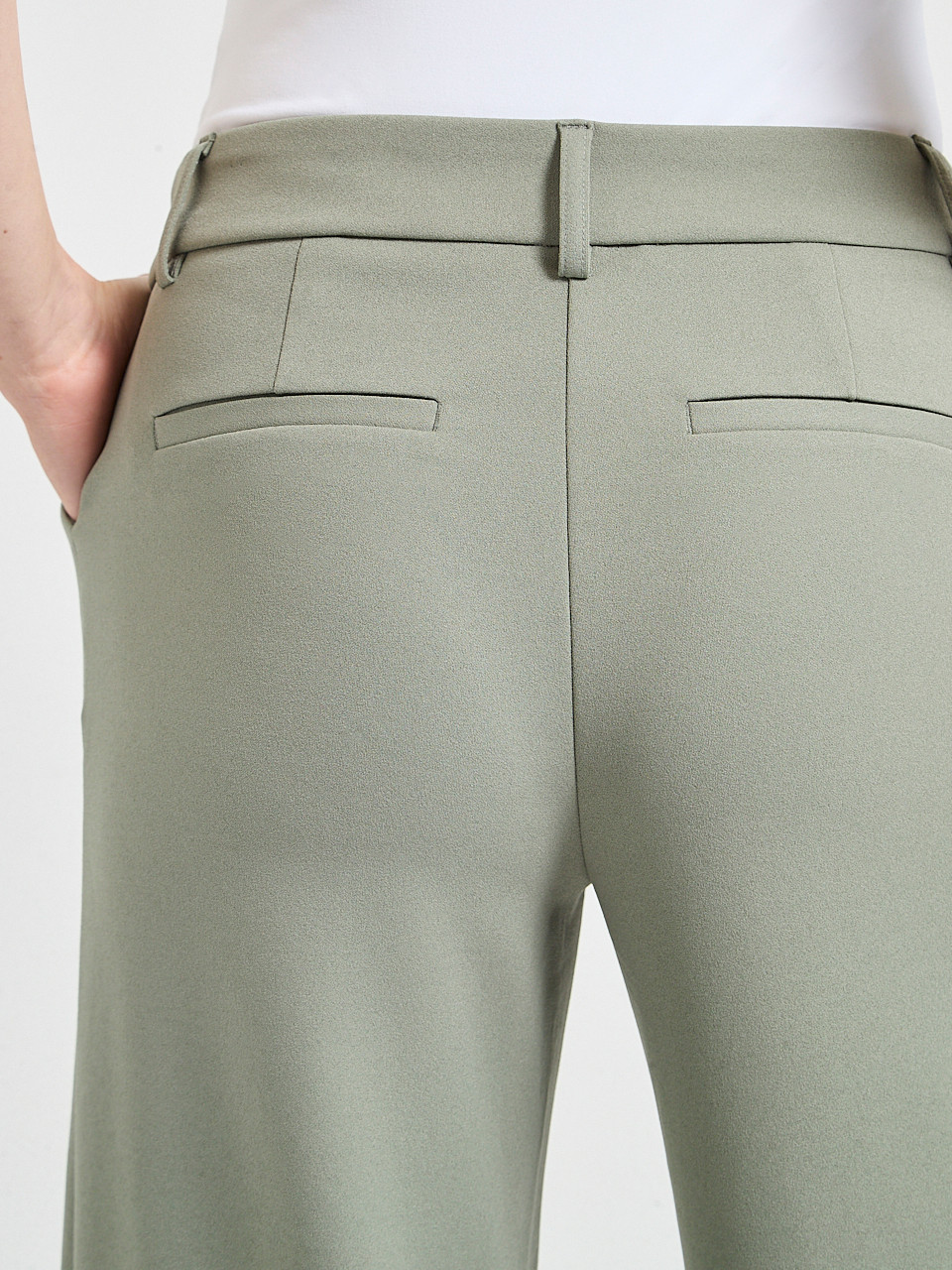 Shadow Weslee Wide-Crop Pant