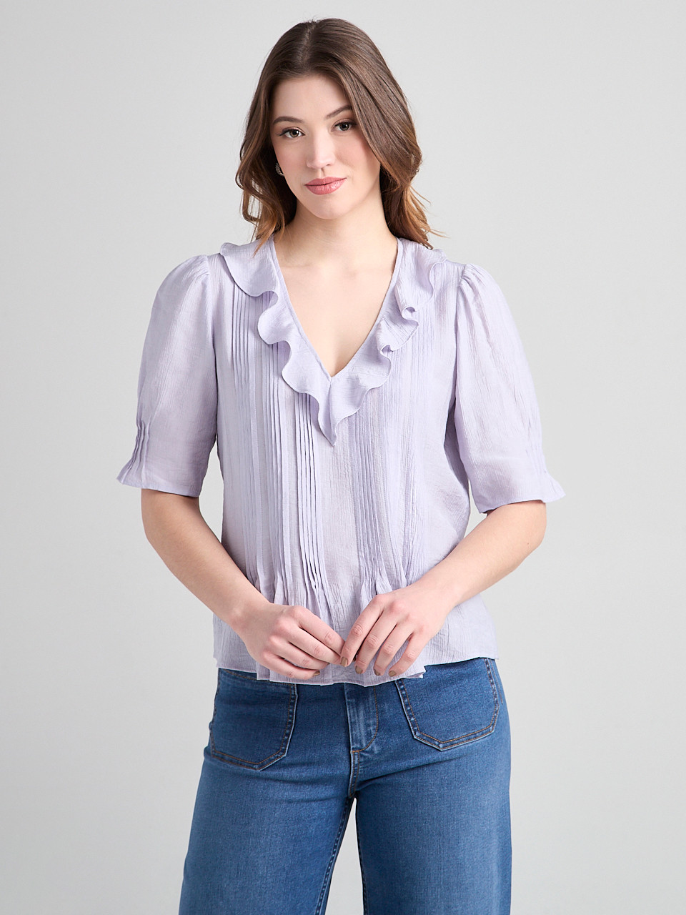 Short Puff Sleeve Ruffled Blouse in Lilac