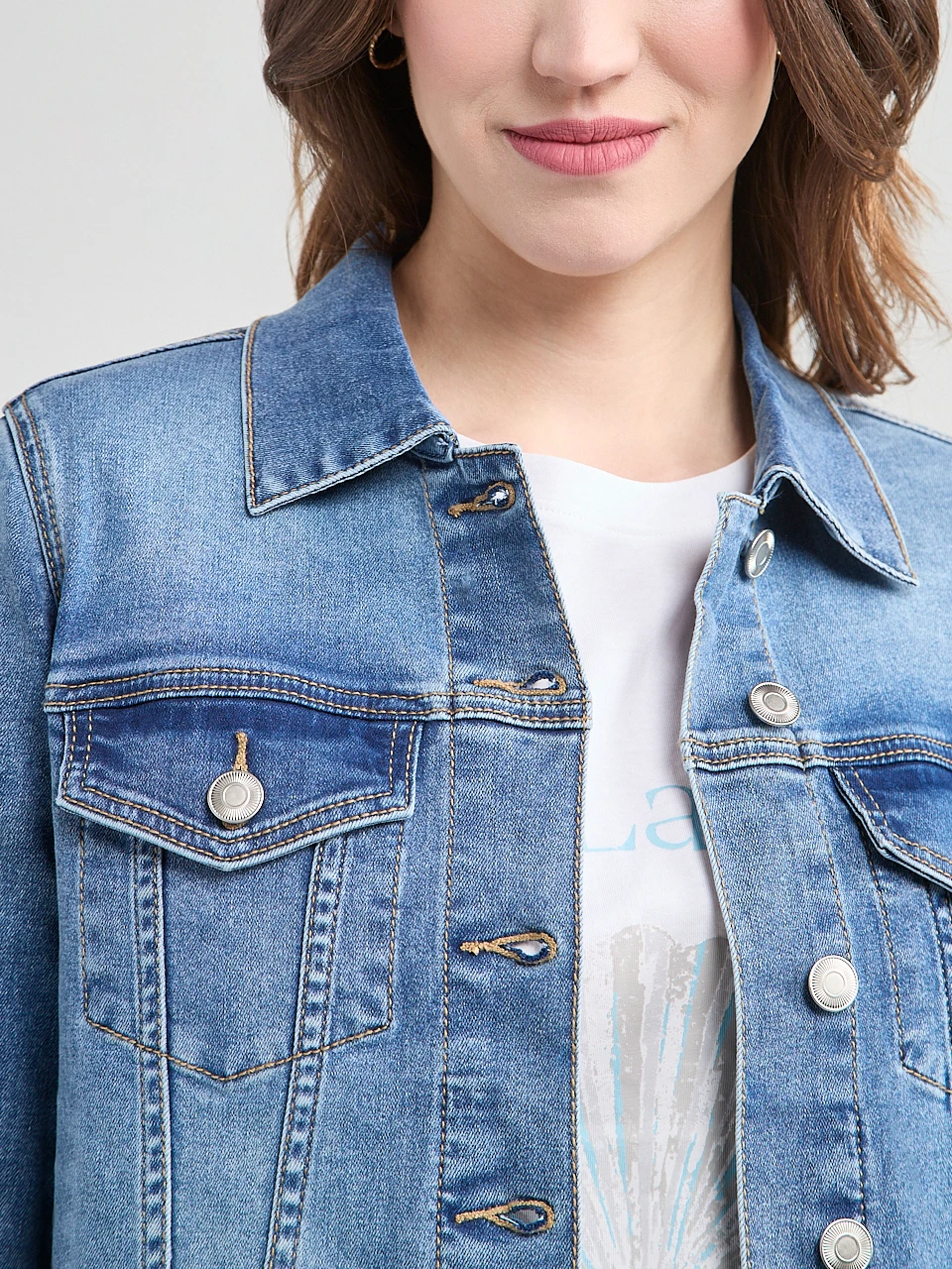 Denim Jacket in Mid Wash