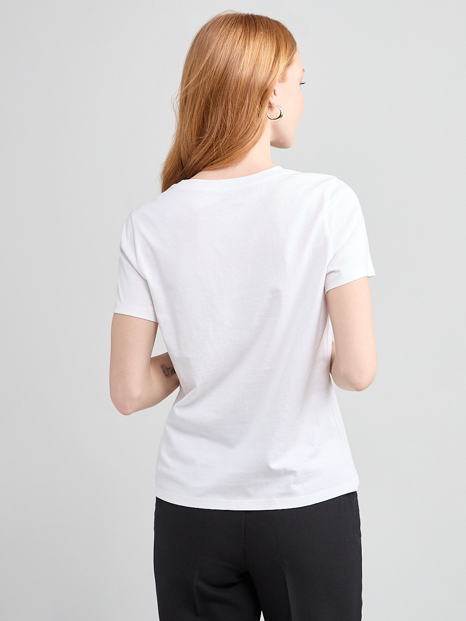 Short Sleeve Crew Neck T-Shirt B&W Flower